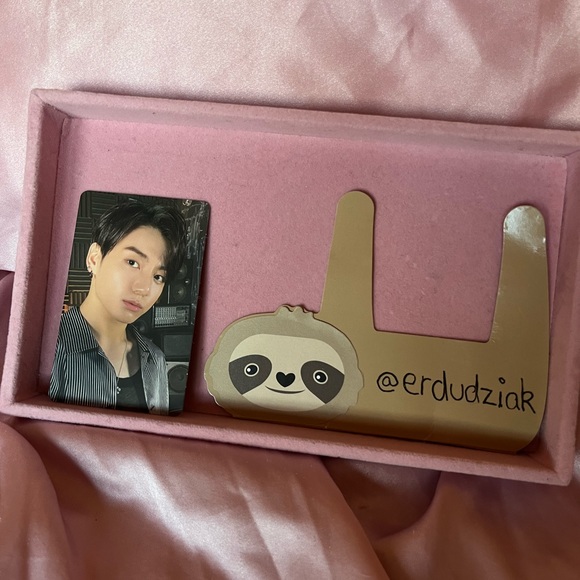 WTS $20
~ Jungkook pc BE random - Picture 1 of 2